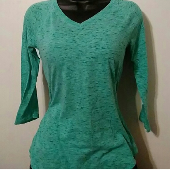 Tops - Turquoise athletic top